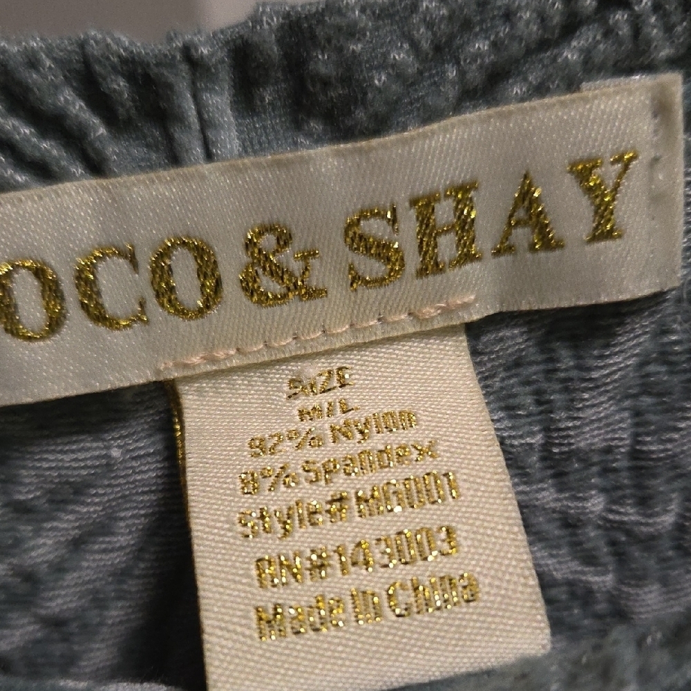 Textured Gray Sleeveless Blouse - Picture 2 of 2